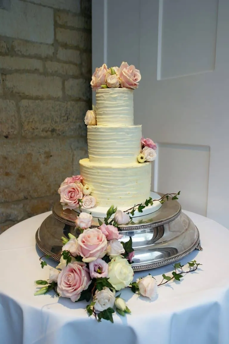 Textured Buttercream, Fresh Pink Roses