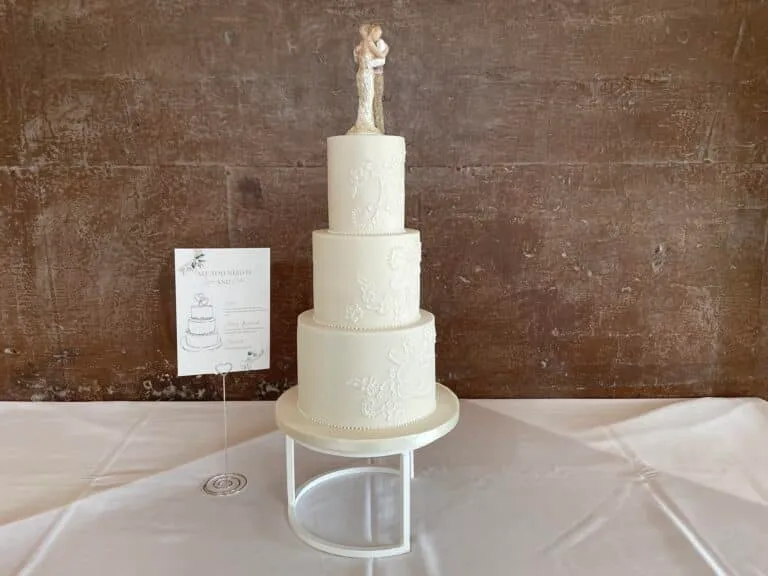 Lace Brush Embriodary Iced Wedding Cake