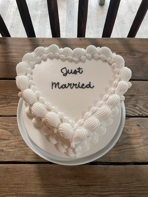 Heart White Lambeth Wedding Cake